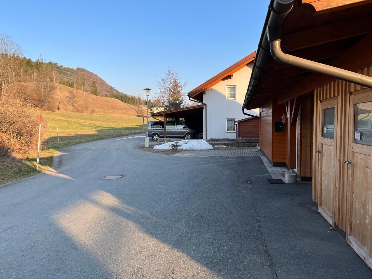Sonnenchalet Mit Sauna Kotschach-Mauthen Exterior photo