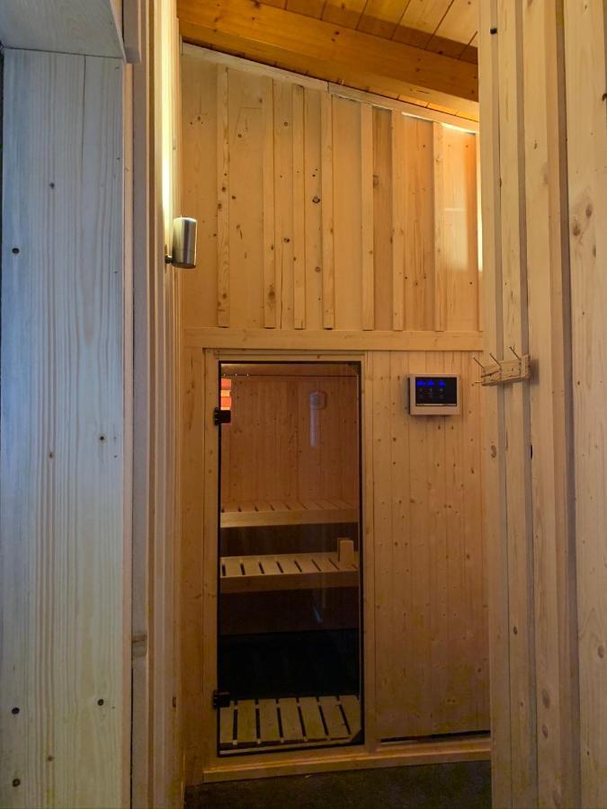 Sonnenchalet Mit Sauna Kotschach-Mauthen Exterior photo
